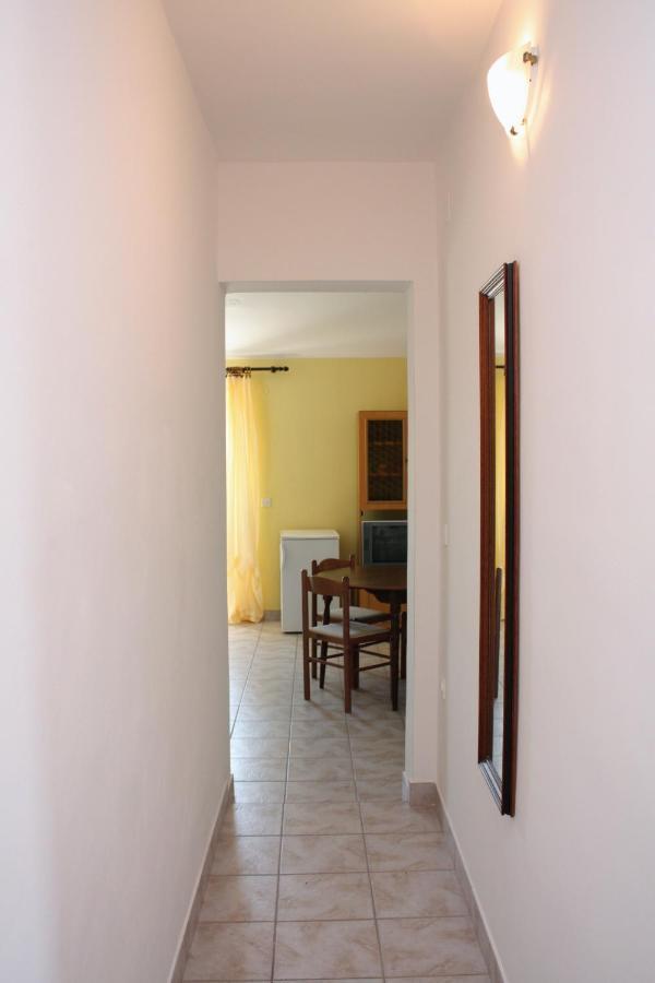 Apartments By The Sea Jezera, Murter - 5063 ภายนอก รูปภาพ